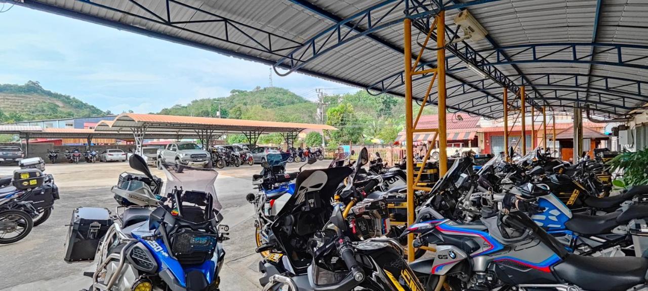 Butterfly Princess Hotel Betong Exterior photo