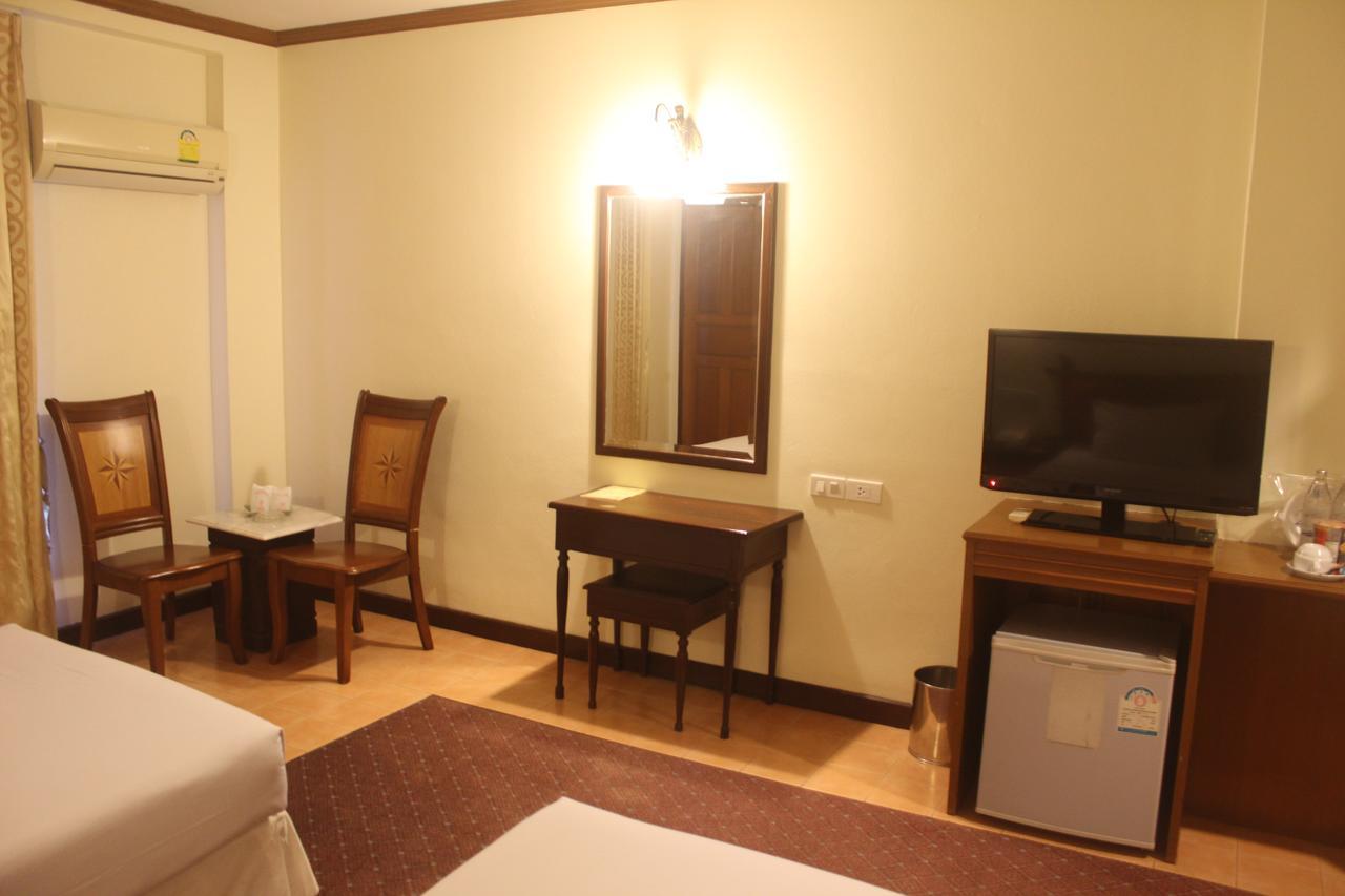 Butterfly Princess Hotel Betong Exterior photo